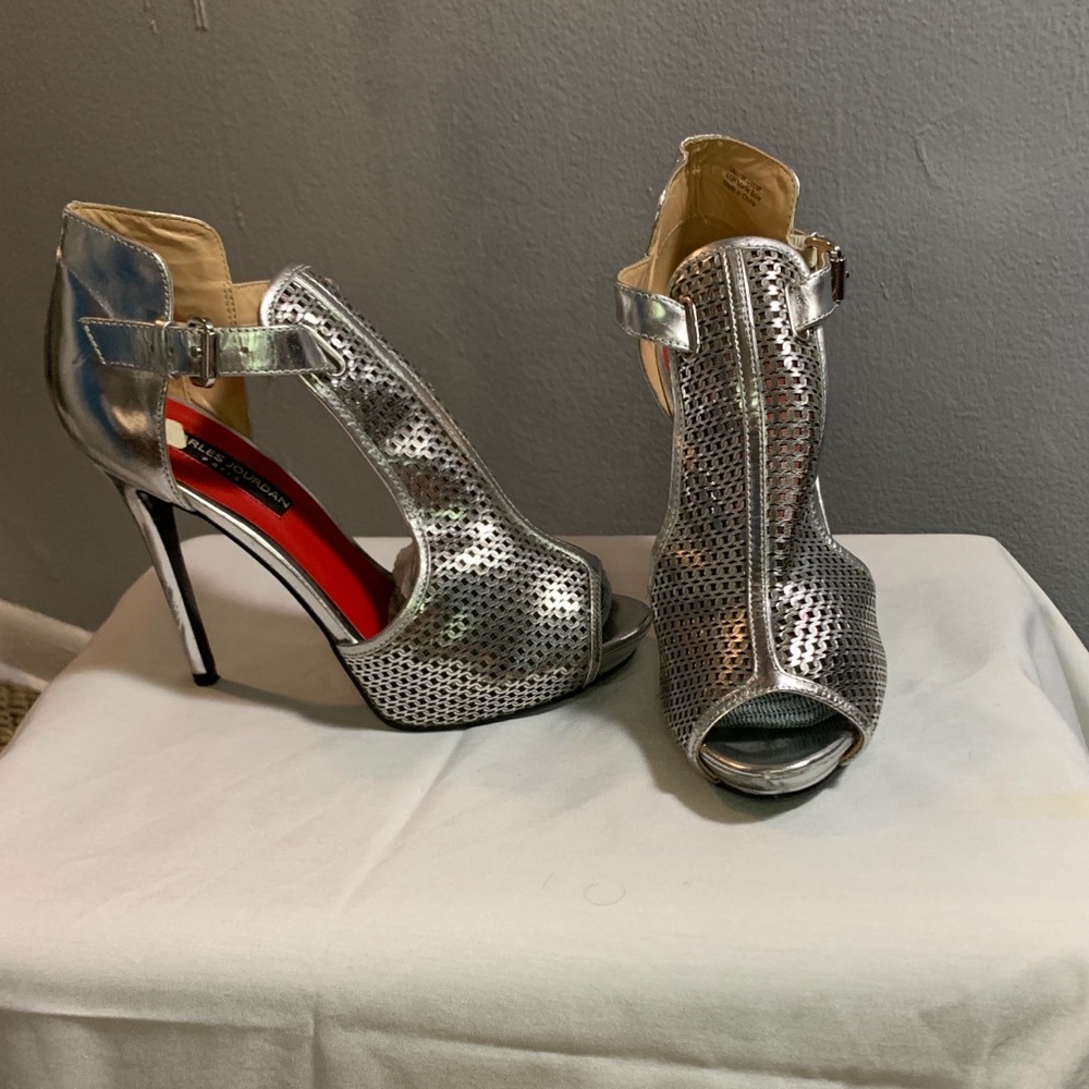 Charles jourdan Silver heels